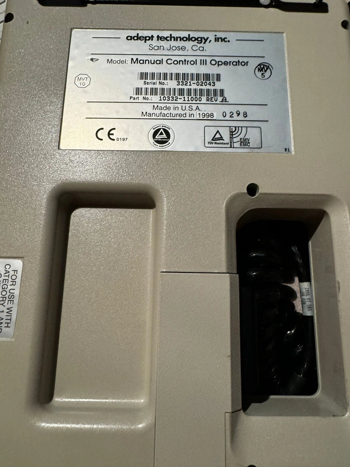 MANUAL CONTROL III OPERATOR / ADEPT TECHNOLOGY 10332 -1 1000 /
