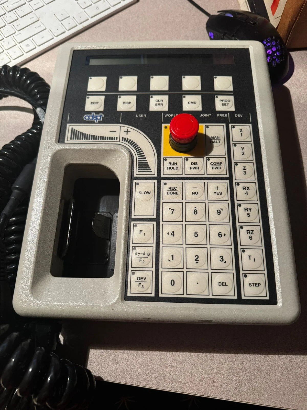 MANUAL CONTROL III OPERATOR / ADEPT TECHNOLOGY 10332 -1 1000 /